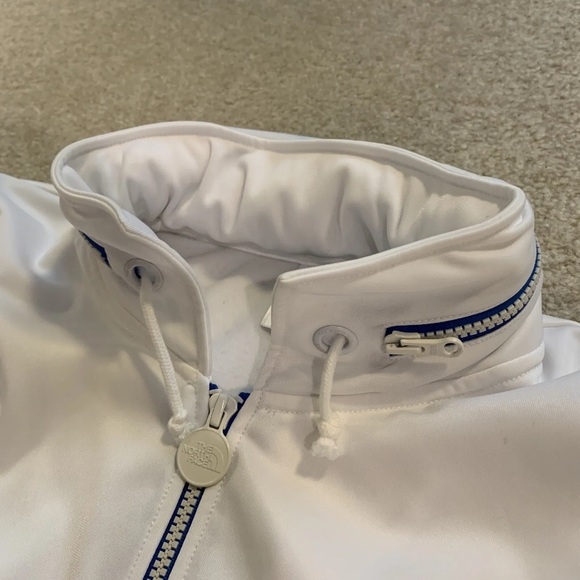 The North Face Full Zip Hooded White Jacket Pockets Mens Size S Red Logo Japan - Picture 3 of 12